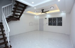 Rawang, Selangor 48020