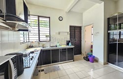 Batu 9th Cheras, Selangor 43200