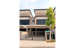 33, Semenyih, Selangor 43500