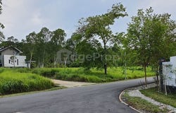 Jalan Cempaka, Seri Kembangan, Selangor 43300
