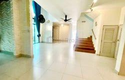 Persiaran Tun Teja, Shah Alam, Selangor 40470