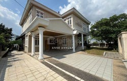 Jalan Bunga Raya, Shah Alam, Selangor 40000