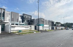 Jalan Ekoperniagaan 1/xx, Johor Bahru, Johor 81100