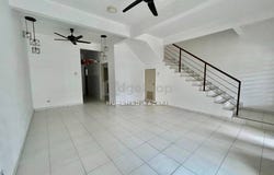 Jalan Alam Suria, Bandar Puncak Alam, Selangor