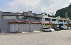 Batu Caves, Selangor 68100