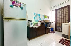 Jalan Desa, Banting, Selangor 42700