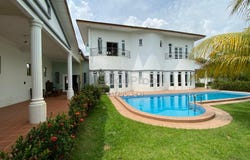 Jalan Bukit Mahkota, Kajang, Selangor 43000