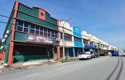 J, Bandar Puncak Alam, Selangor 42300