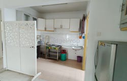 Jalan Residensi Warnasari 13/1, Bandar Puncak Alam, Selangor 42300