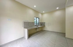 Jalan Jambu 10, Senai, Johor 81400
