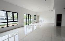Persiaran Aman Perdana 3, Telok Panglima Garang, Selangor 42500