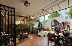 Jalan Emas, Sepang, Selangor 43800