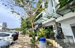 Jalan Elektron , Shah Alam, Selangor 40170
