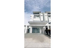 Jalan Astaka 3, Bandar Bukit Raja, Selangor 41050