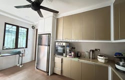 Jalan U1/13A, Glenmarie, Selangor 40150