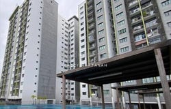 Jalan Akuatik, Seksyen 13, Shah Alam, Selangor 40100