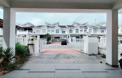 Jalan Akuatik, Shah Alam, Selangor 40100