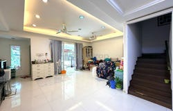 Jalan Mutiara, Puchong, Selangor 47100