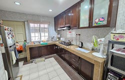 Seri Kembangan, Selangor 43300