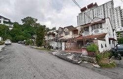 Jalan Sayang, Batu 9th Cheras, Selangor 43200
