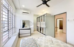 Persiaran Hill Park, Puncak Alam, Bandar Puncak Alam, Selangor 42300