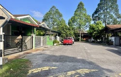 Jalan Raja Tun Uda, Semenyih, Selangor 43500