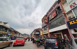 Batu Caves, Selangor 68100
