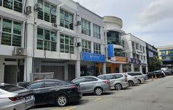 Jalan Puteri 1/8, Puchong, Selangor 47100
