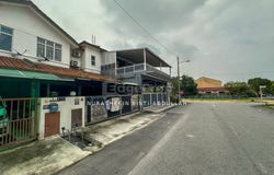 Jalan Emas, Sepang, Selangor 43800