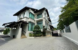 Bukit Jelutong, Selangor