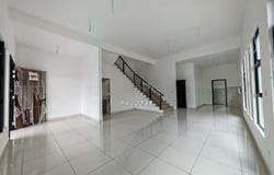 Johor Bahru, Johor 81300