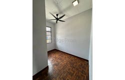 Jalan Ixora, Sepang, Selangor 43900