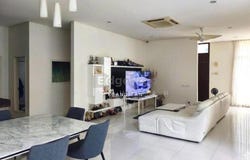 Jalan Melawati 7, Puncak Melawati, Taman Melawati, Selangor 53100