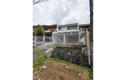 Lorong Mutiara, Ampang, Selangor 68000