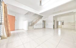 Jalan Sentral, Iskandar Puteri, Johor 79100