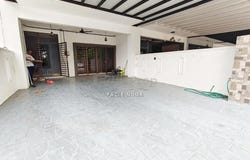 Jalan SI, Dengkil, Selangor 43800