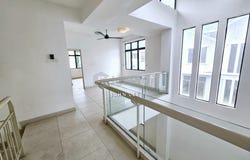 Jalan Metro , Puchong, Selangor 47100