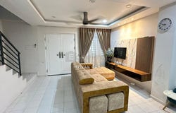 Jalan Sentral, Iskandar Puteri, Johor 79100