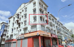 Jalan Pahat H 15/H, Section 15, Shah Alam, Selangor 40000