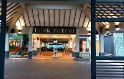 Jalan Tasik Puteri, Rawang, Selangor 48300