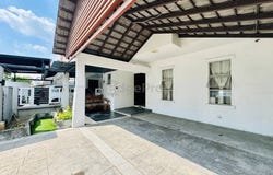 Jalan Lompat Pagar 13/37, Shah Alam, Selangor 40100