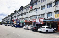 Off Jalan Raya 3, Seri Kembangan, Selangor 47100