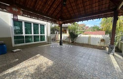 park lane, Ipoh, Perak 31200