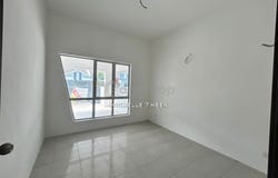 Lahat, Ipoh, Perak 31500