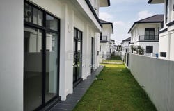 Bandar Puncak Alam, Selangor 42300