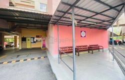 Jalan Flora, Seri Kembangan, Selangor 43300