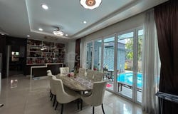 Jalan USJ 1/3, Taman Subang Mewah, USJ, Selangor 47500