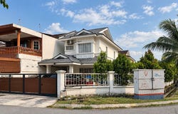 Persiaran E1/1, Sungai Buloh, Selangor 47000