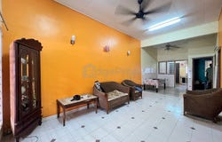 Rawang, Selangor 48020