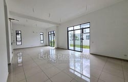 Bandar Puncak Alam, Selangor 42300
